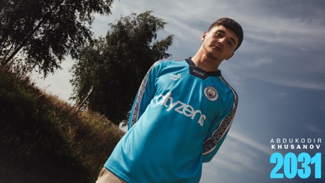 Gallery: Behind-the-scenes on Khusanov signing shoot 