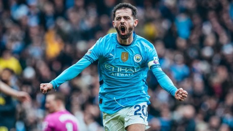 Como posso assistir a City x West Ham United na TV?