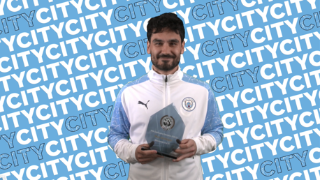 Gundogan Dan Mannion Meraih Penghargaan PFA Community