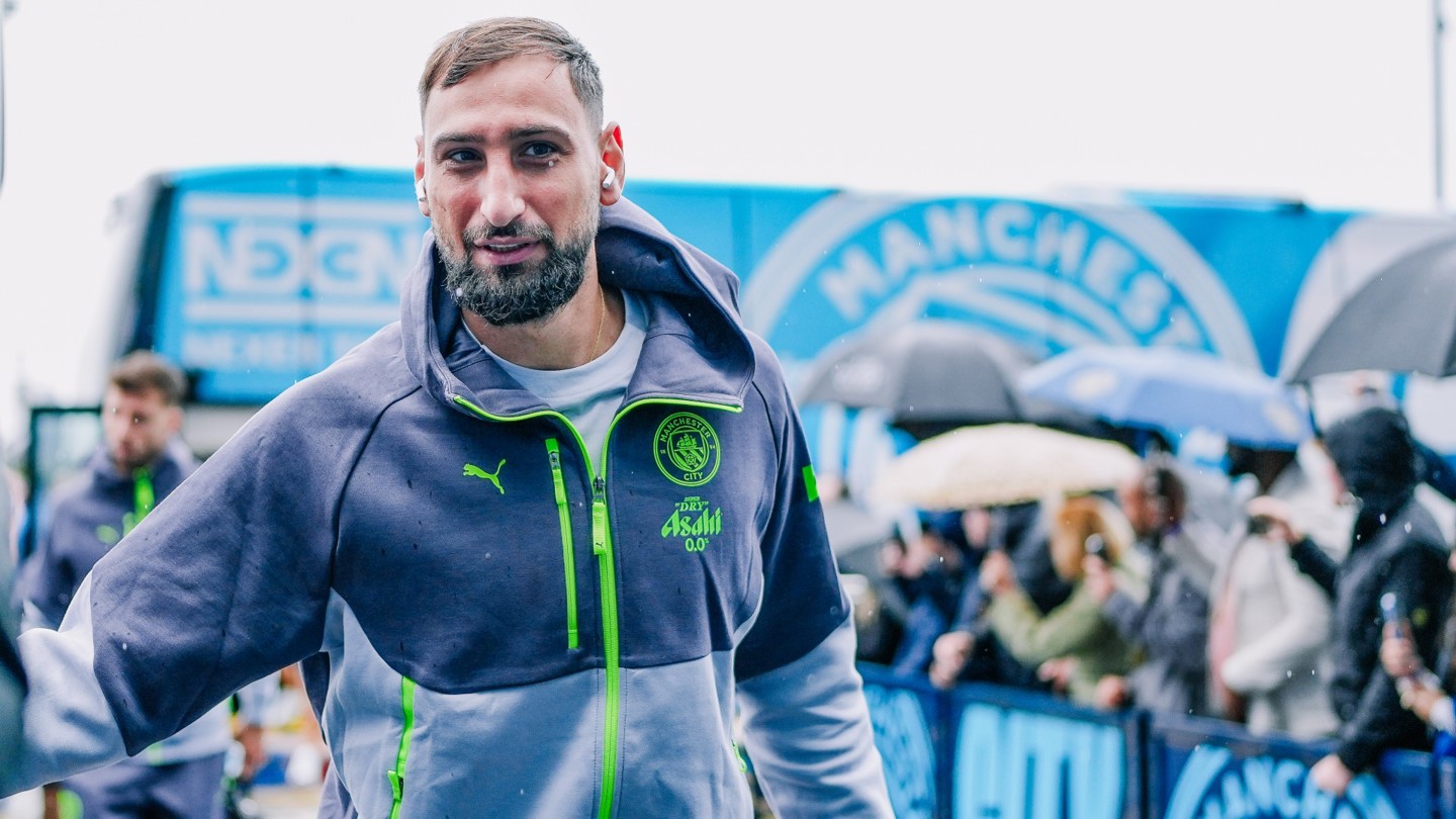 Donnarumma makes his debut for Manchester City in today's derby at the Etihad 
