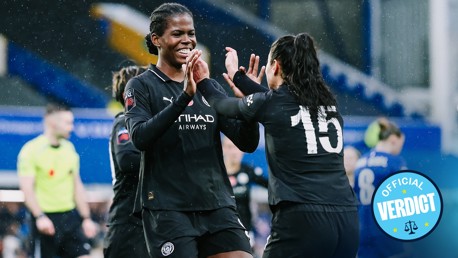 City go top of the WSL with hard fought win over Everton