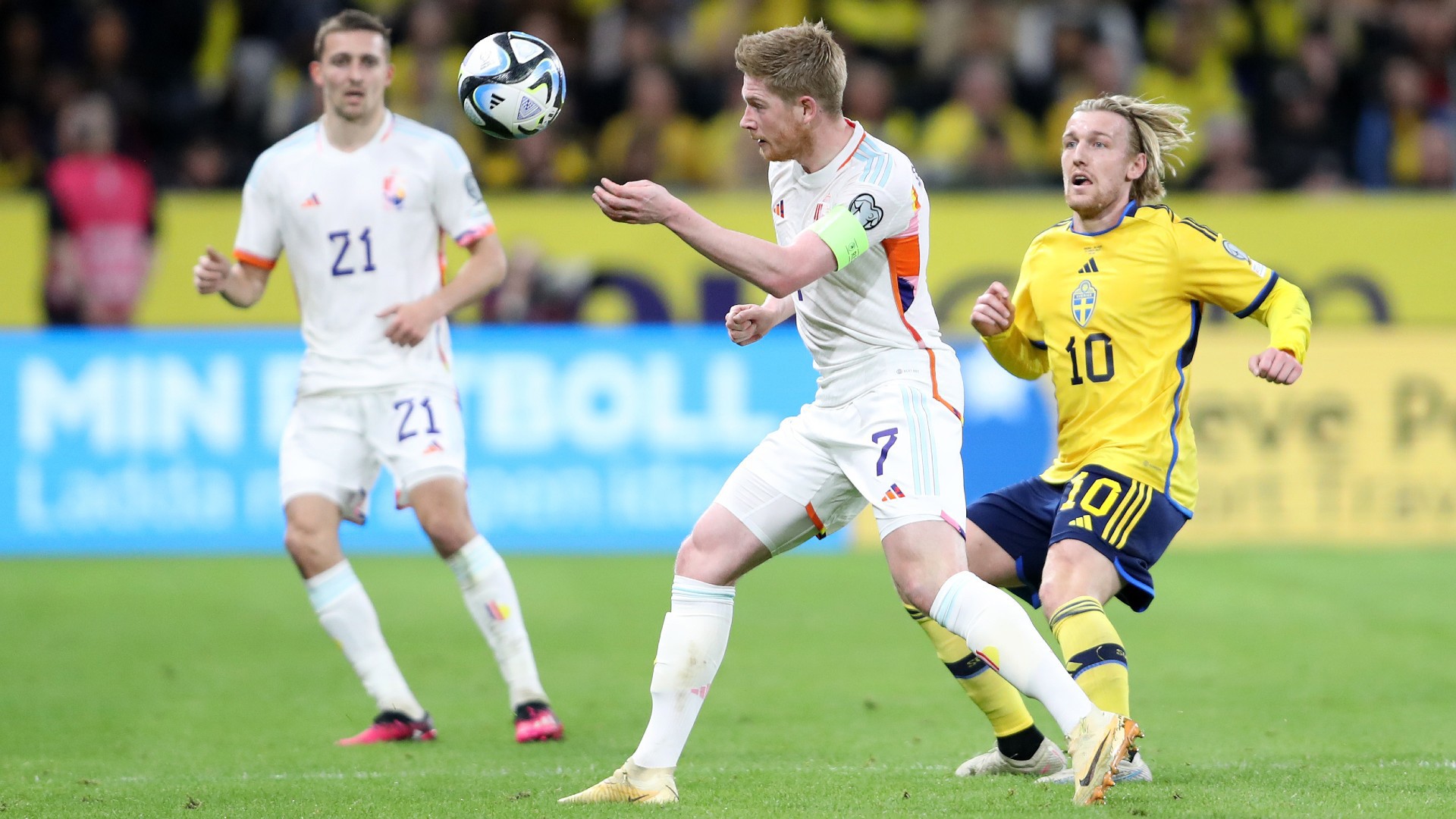 Футбол швеция 2023. Де Брюйне 2023. Швеция Бельгия 0-3. Англия Украина футбол.
