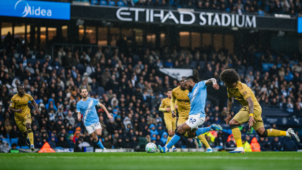 SEMENYO STRIKES : The opener!