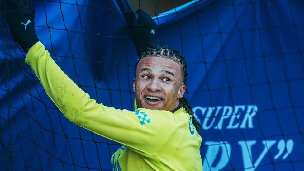 FLYING DUTCHMAN  : Nathan Ake in net. 