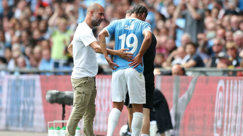 MENEPI: Pep Guardiola terlihat khawatir dengan cedera lutut serius Leroy pada Community Shield 2019