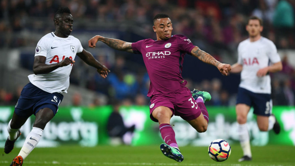 Como sucediese ante el Liverpool, Gabriel Jesus fue el encargado de abrir el marcador.