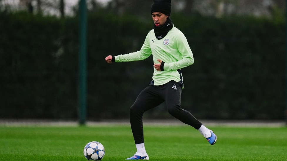 DEFENSIVE DUTIES : Kaden Braithwaite in possession. 