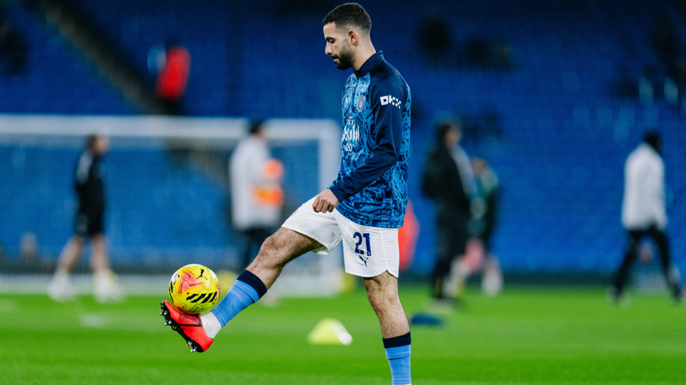READY RAYAN : Final touches ahead of kick-off.