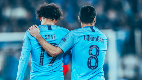 Los jugadores que vistieron la camiseta del Manchester City y del Galatasaray