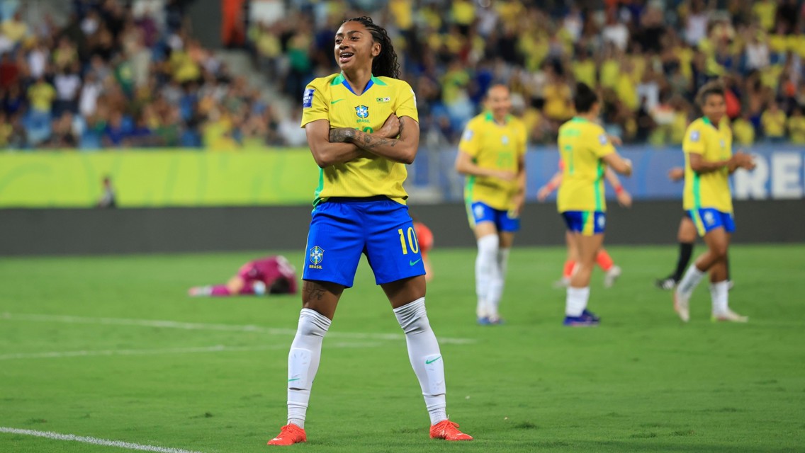 Clinical Kerolin shines for Brazil