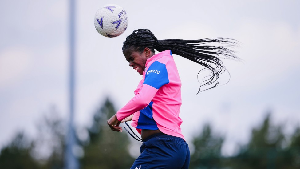 FOOTBALLER OF THE YEAR : Bunny Shaw ahead of picking up her FWA honour