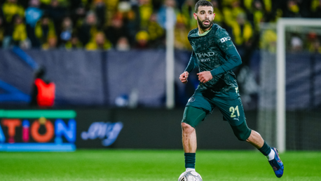 RUNNING RAYAN: On the ball.