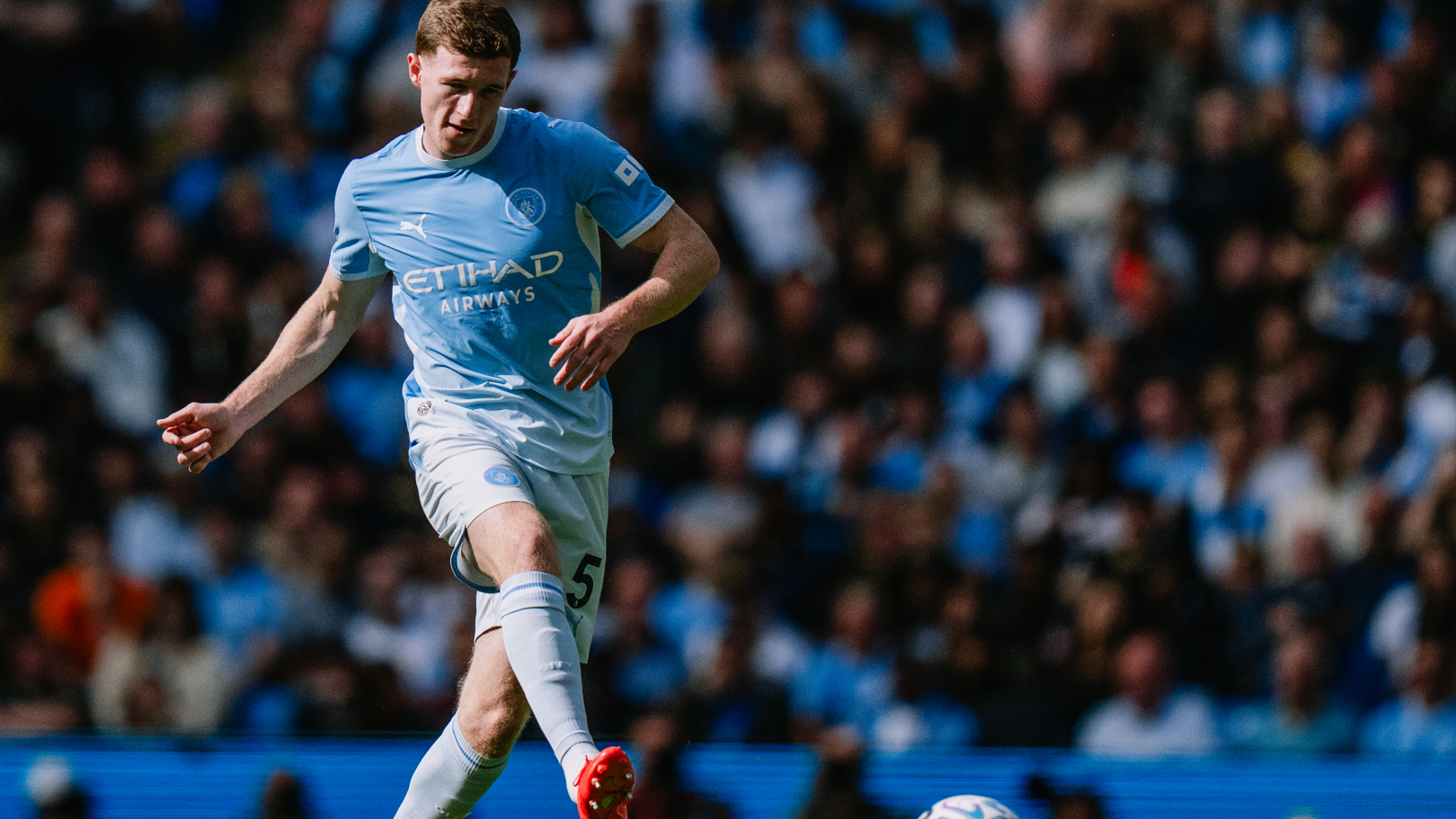 Anderson breaks Premier League passing record against Coventry