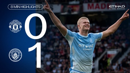 Image highlighting Manchester City vs Manchester United match with a score of 1-0 in favor of Manchester City. Includes team logos and player celebrating.