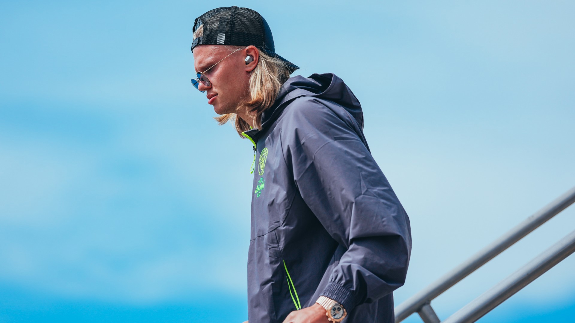 READY TO GO : Erling Haaland disembarks