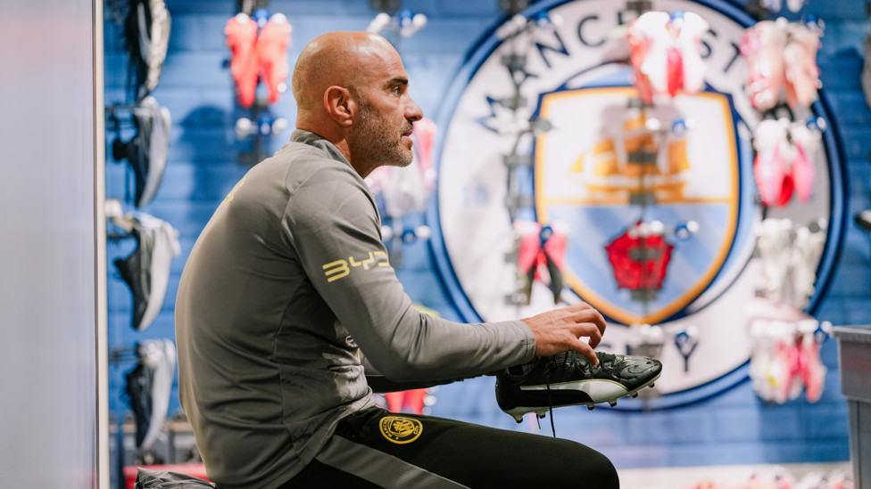 READY TO WORK  : City boss Enzo Maresca prepares for training.