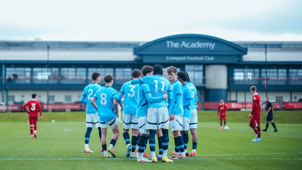 TOGETHER : A 19th consecutive league win for our Under-18s.