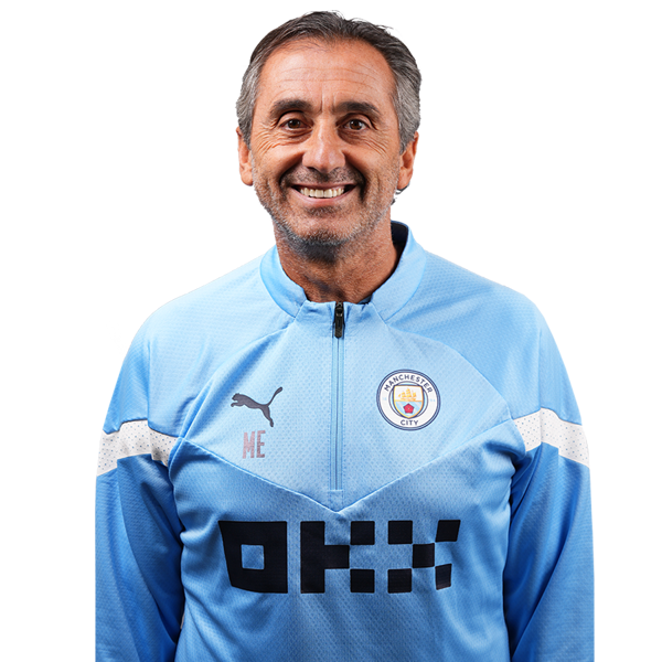 مانويل استيارتي