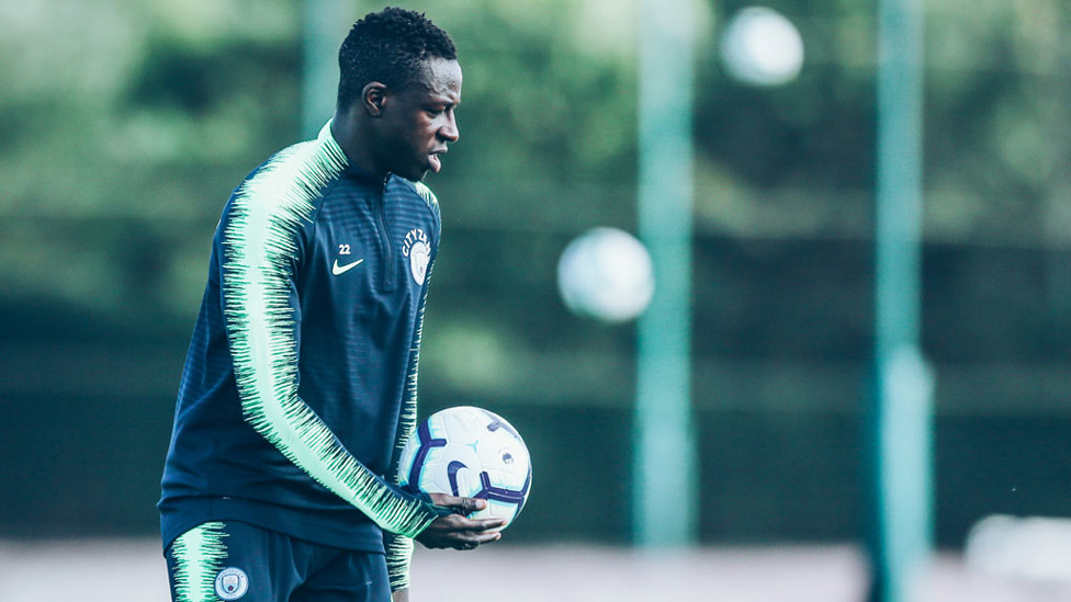 MENDY, MENDY : Benjamin in pensive mood