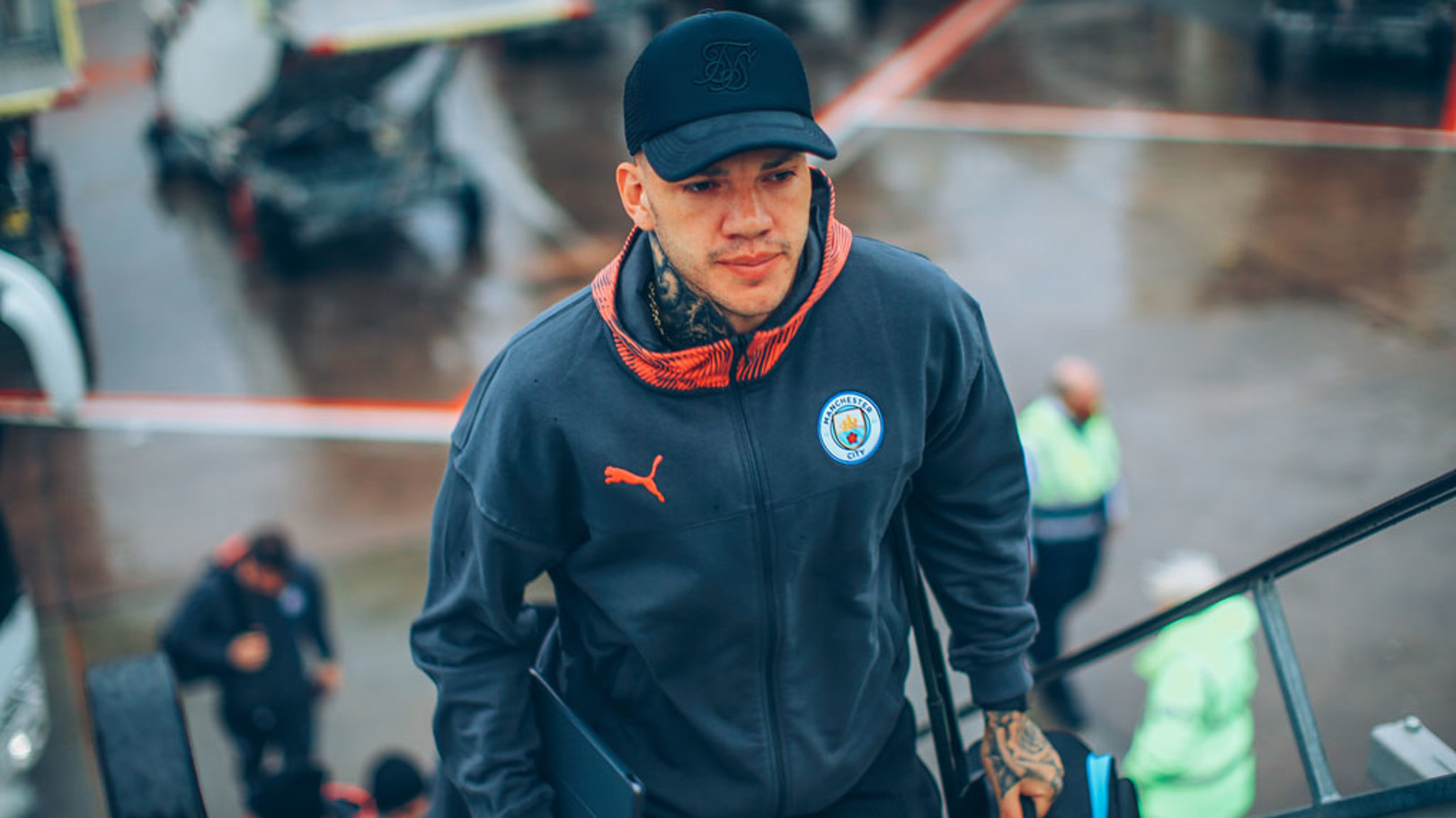 Ederson: O estilo do City é perfeito para mim