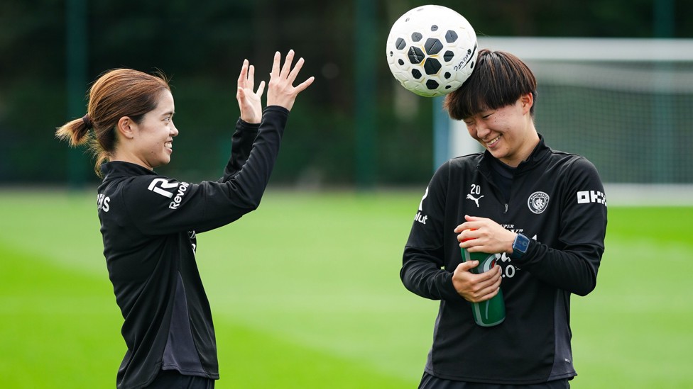 ON MY HEAD : Yui Hasegawa and Aoba Fujino