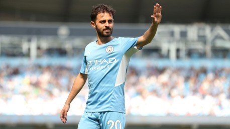 Guardiola Salut Dengan Penampilan Luar Biasa Bernardo