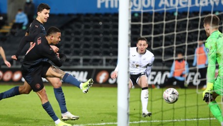 GAB GOAL: Gabriel Jesus smashes home a third