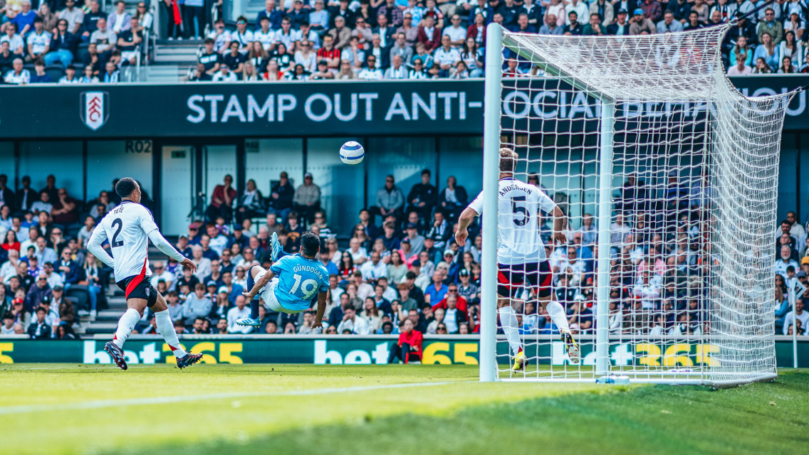 City bate Fulham e garante vaga para Champions pelo 15º ano seguido