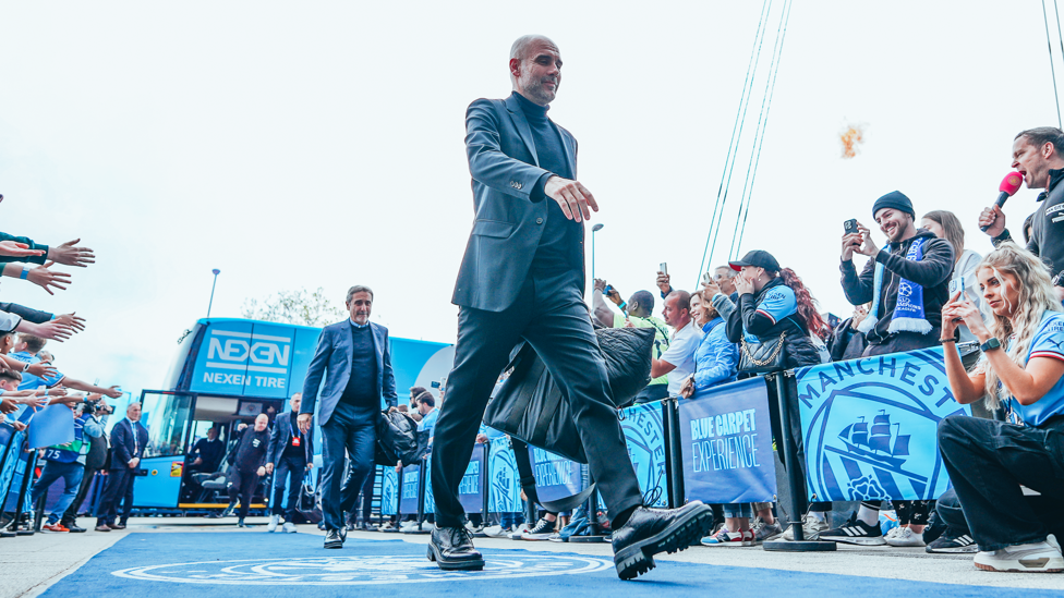 O CHEFE : Liderando!