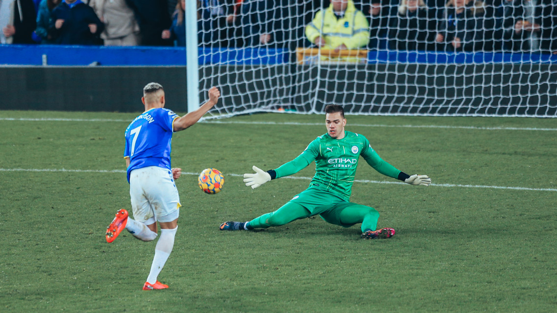 Ederson impressed with City's 'strong' mentality