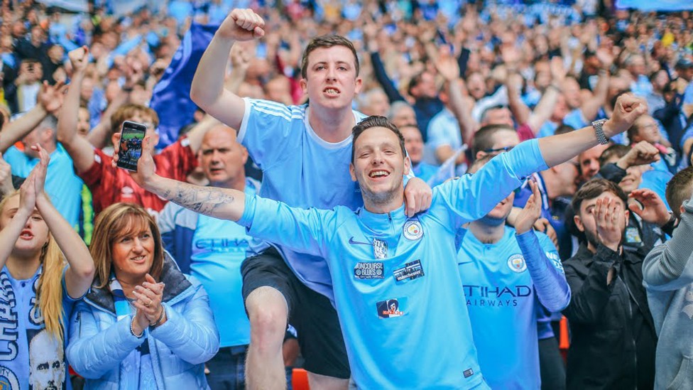 COME ON! : The City fans in full voice