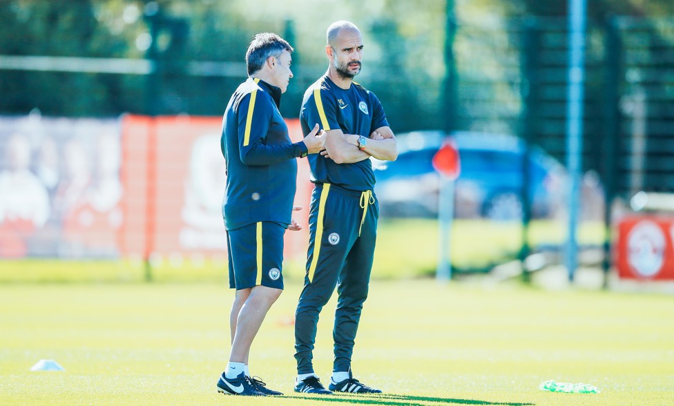 Domènec Torrent y Pep Guadiola durante su etapa en el City.