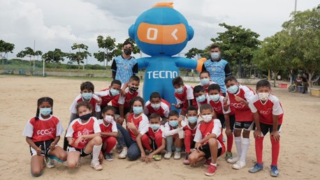 TECNO Mobile and Cityzens Giving celebrate programme success in Colombia