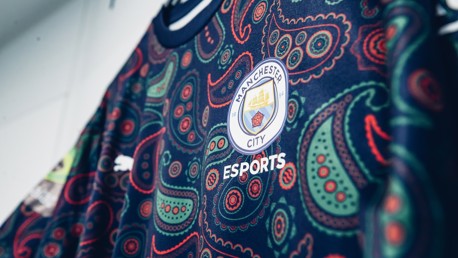 Jersey eSports City Dan Puma Edisi Terbatas:  Melihat Lebih Dekat...