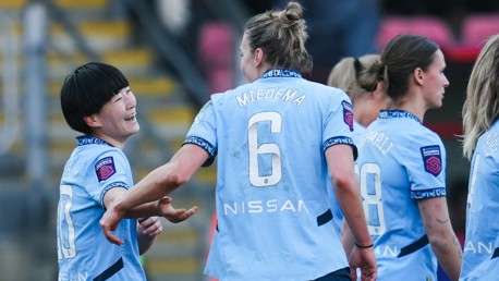 Fujino rocket helps City to Spurs success