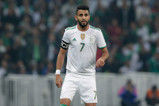 القائد محرز مع الجزائر