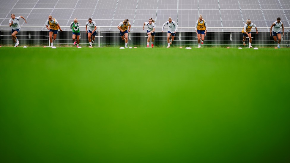ON THE RUN : Getting ready to sprint