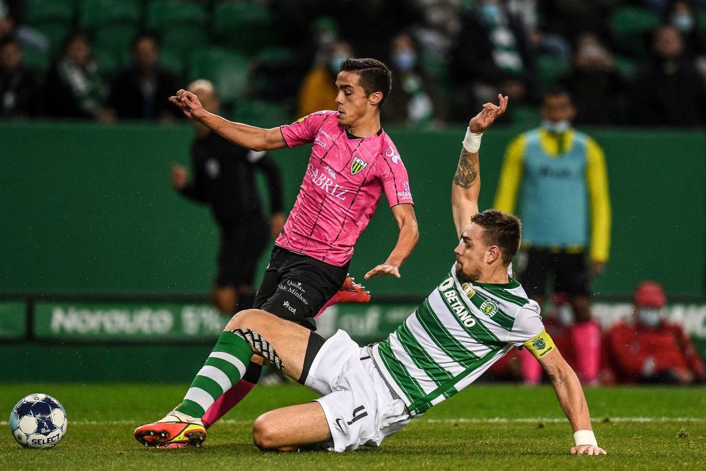 Sebastián Coates in action: the Uruguayan defender is "the patron saint of defense"as David Novo tells us.                