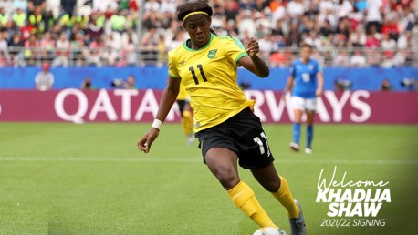 Khadija Shaw: Gol, Gol, dan Gol!