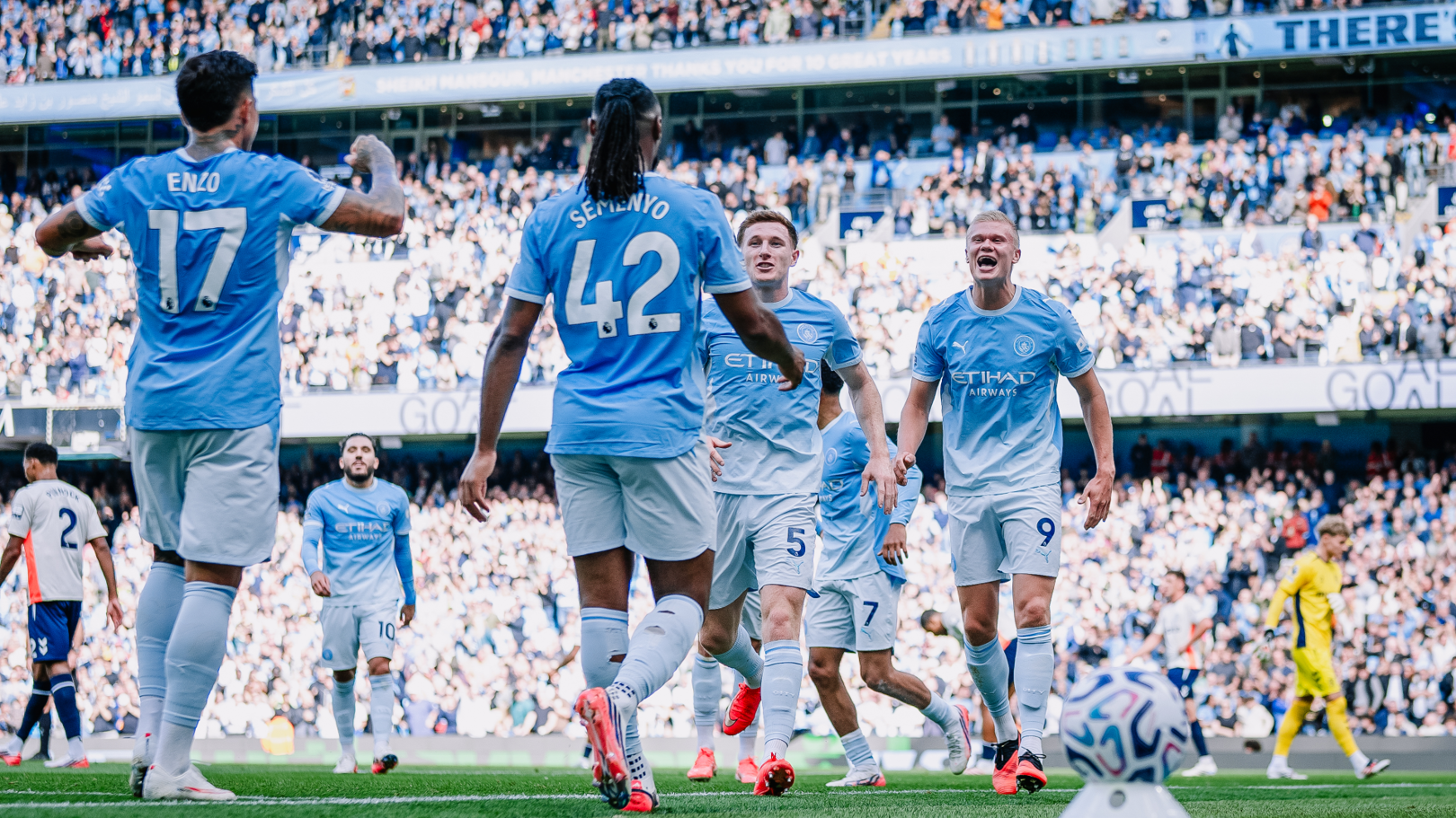 How can I watch City v Norwich on TV across the globe?