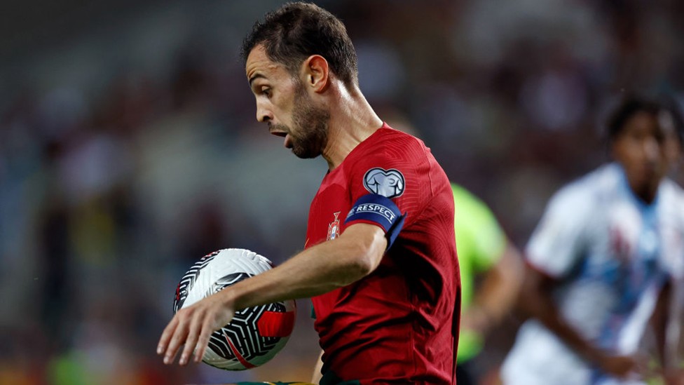 EYES ON THE PRIZE: Bernardo Silva in control