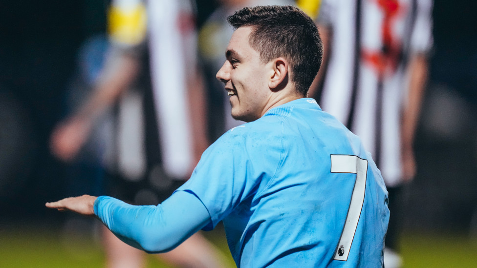 MIGHTY MUIR : Ashton Muir puts City back ahead. 