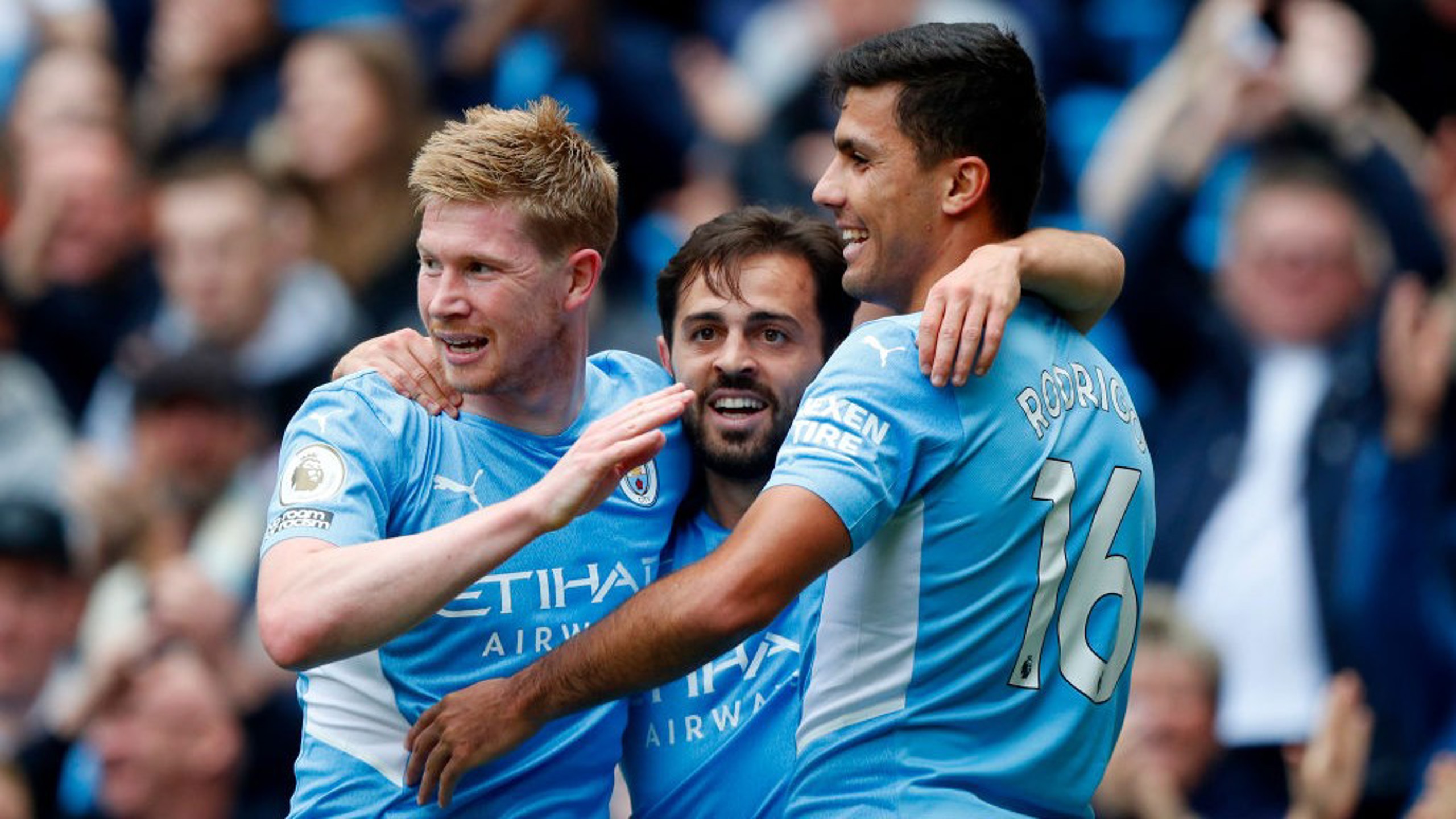 Rodri strikes late as Man City extend perfect start