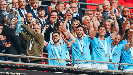 Dias hails City captain Gundogan as a magician!