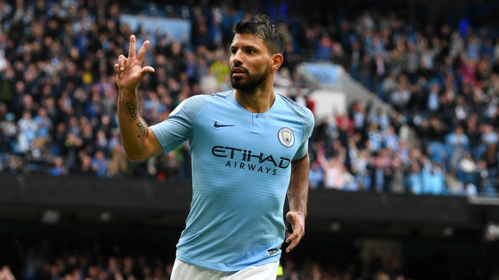 Lescott: 'Aguero was born to score goals!'