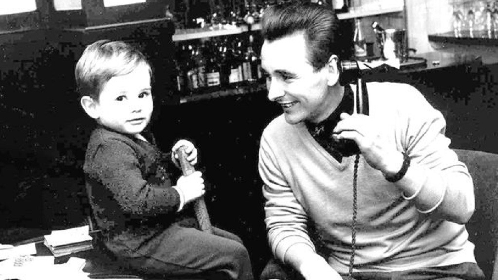 FATHER AND SON : Nigel with dad Brian