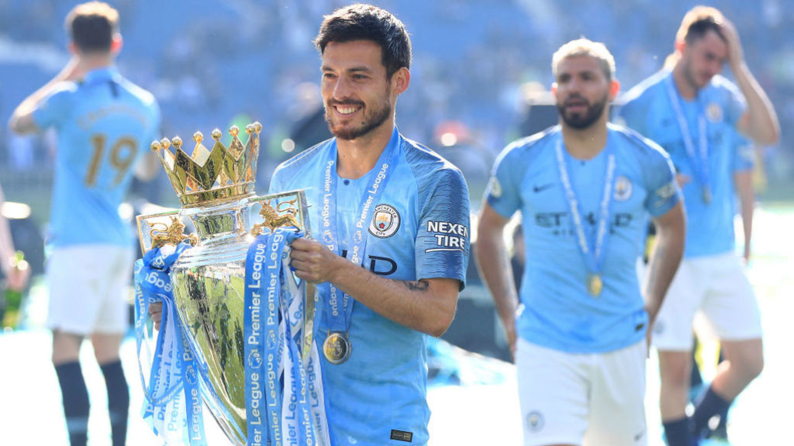 David Silva reaches 400 games for City