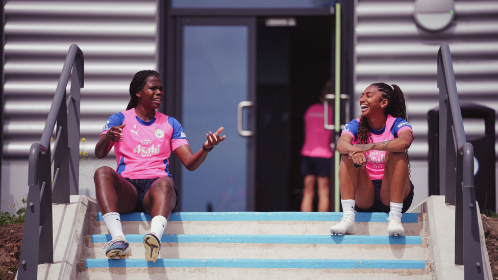 TEAM TALK  : Bunny Shaw and Kerolin in conversation.