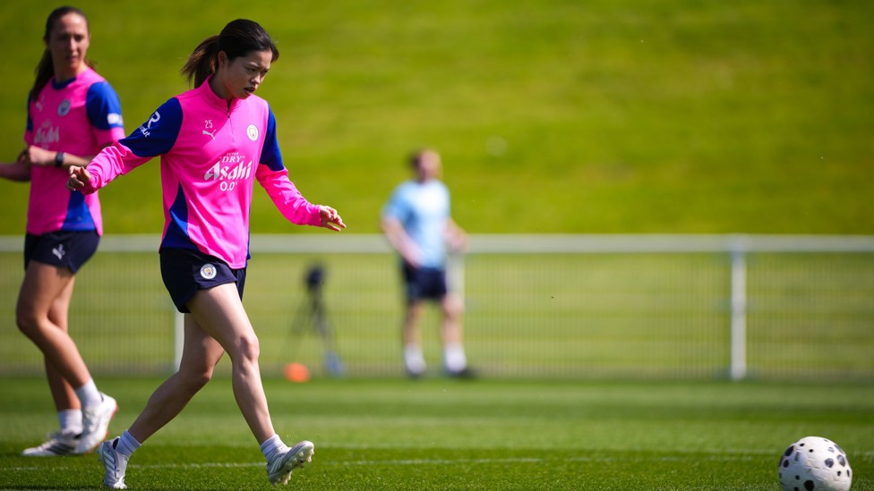 YUI HASEGAWA: Gliding around CFA pitch in the sunshine...