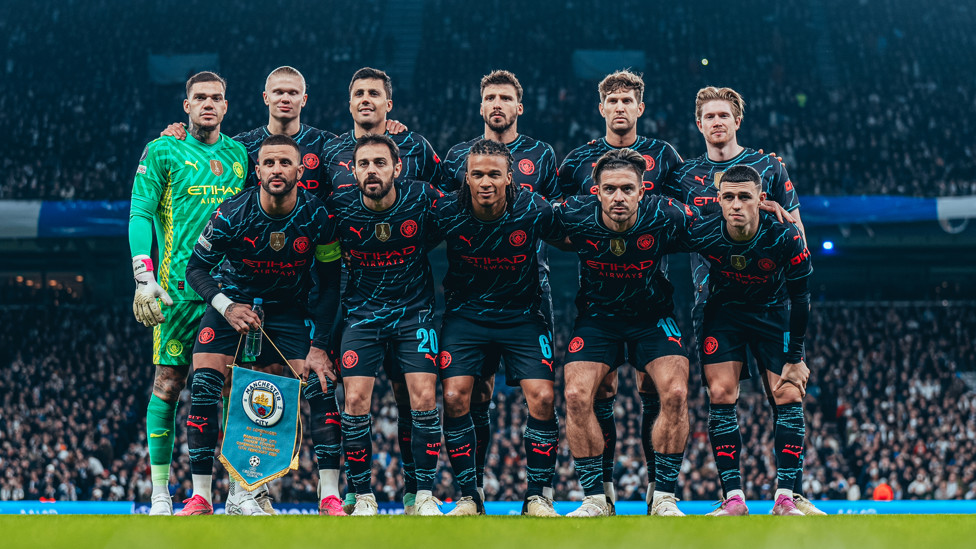 SQUAD GOALS : What a team!